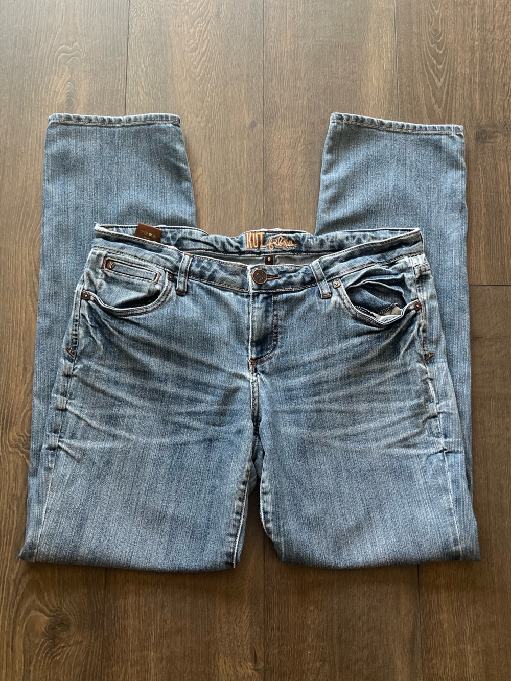 Kut from the Kloth Low Rise Straight Leg Jeans